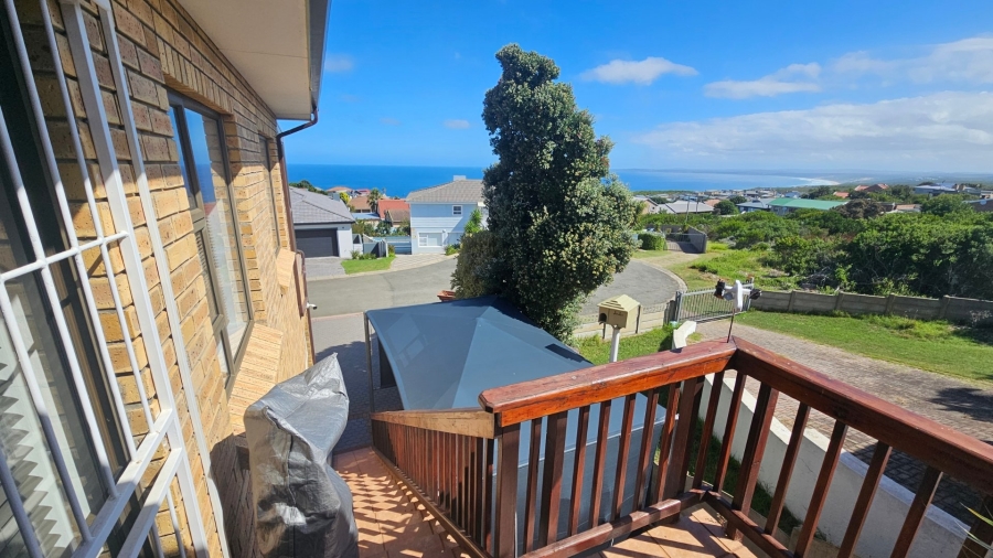 3 Bedroom Property for Sale in Dana Bay Western Cape